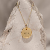 Vintage Coin Anhänger mit Datum & Kette